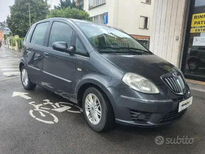 Brugt Lancia Musa 90 HK (66 kW) 2010 Grå MPV