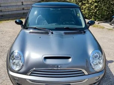 Usata Mini Cooper S 170 CV (125 kW) 2006 Grigio Utilitaria