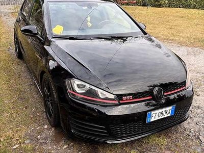 Usata VW Golf VII GTI 230 CV (169 kW) 2017 Berlina