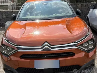 Usata Citroën C4 131 CV (96 kW) 2021 Arancione Berlina