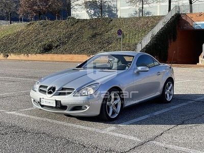Usata Mercedes SLK200 163 CV (119 kW) 2006 Grigio Cabrio