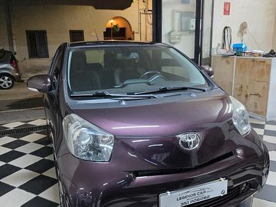Usata Toyota iQ 89 CV (65 kW) 2009 Bianco Utilitaria