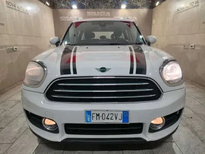 Usata Mini One D Countryman Business 116 CV (85 kW) 2018 Bianco SUV