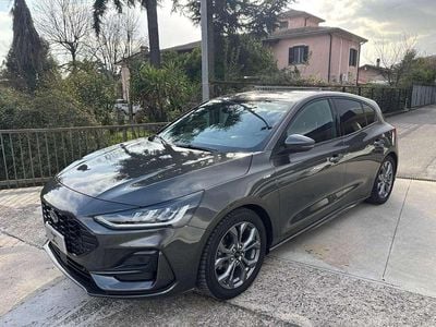 Usata Ford Focus ST-Line 125 CV (91 kW) 2024 Grigio Berlina