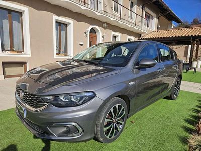 Usata Fiat Tipo Lounge 95 CV (69 kW) 2018 Grigio Berlina