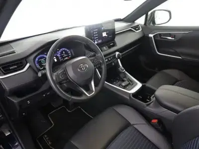 Usata Toyota RAV4 Hybrid Style 178 CV (130 kW) 2024 Dark grey met & black met SUV