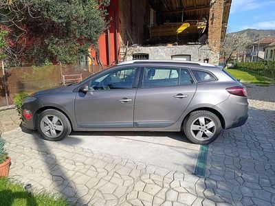 Usata Renault Mégane III 110 CV (80 kW) 2010 Grigio Station wagon