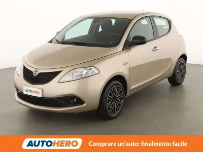 Usata Lancia Ypsilon Gold 69 CV (50 kW) 2020 Oro Utilitaria