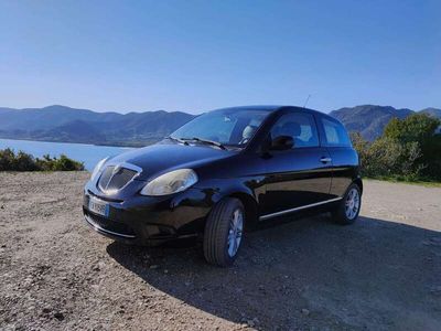 usata Lancia Ypsilon Ypsilon1.3 mjt 16v MomoDesign (sport) 90cv dpf