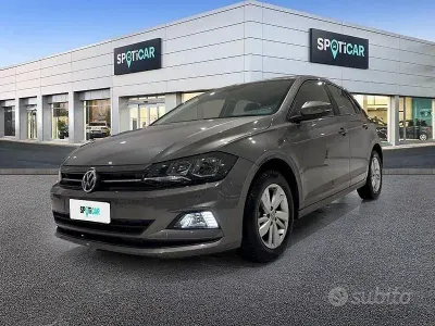 Usata VW Polo Comfortline 80 CV (58 kW) 2020 Grigio Utilitaria