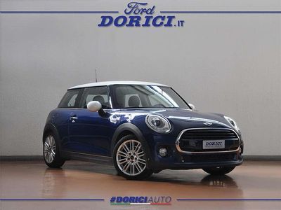 Begagnad Mini Cooper 136 HK (100 kW) 2017 Blå Halvkombi