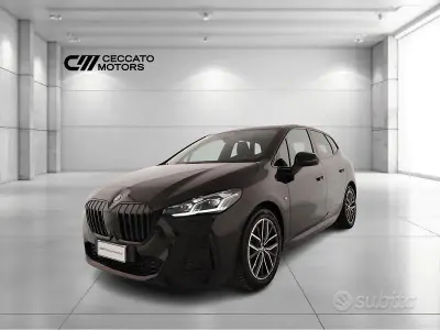 Usata BMW 223 Active Tourer Comfort Edition 197 CV (144 kW) 2024 Nero Monovolume