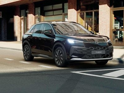 Grenadill black metallizzato Nuova 2026 VW T-Roc Life SUV | 30.900 € (Buon prezzo)