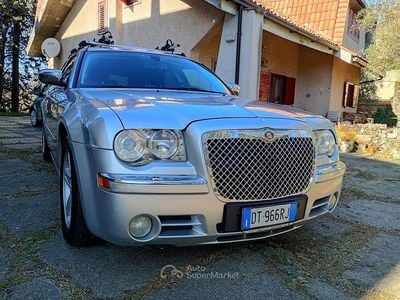 Usata 2009 Chrysler 300C Station wagon | 6900 € (Molto cara)