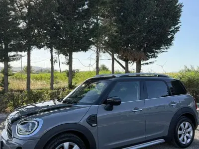 Usata Mini Cooper D Countryman Classic 150 CV (110 kW) 2021 Grigio SUV
