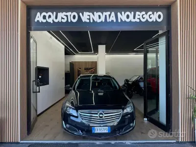 Usata Opel Insignia Cosmo 140 CV (102 kW) 2014 Grigio Berlina