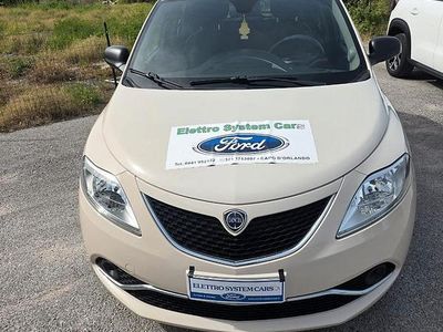 Usata Lancia Ypsilon 69 CV (50 kW) 2017 Utilitaria
