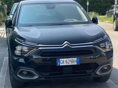 Usata Citroën C4 PureTech 131 CV (96 kW) 2022 Nero Berlina