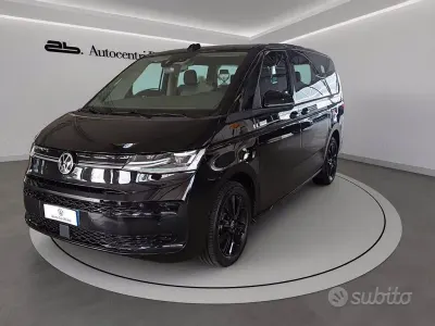 Usata VW Multivan Style 150 CV (110 kW) 2023 Nero Monovolume