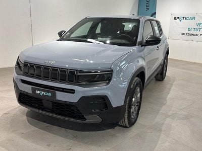 Nuova Jeep Avenger Longitude 101 CV (74 kW) 2026 Grigio SUV