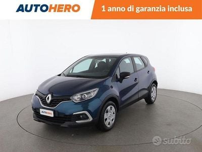 Usata Renault Captur Life 90 CV (66 kW) 2018 Blu SUV