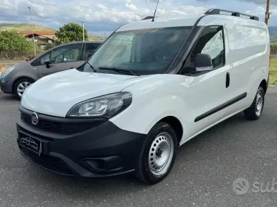 Usata Fiat Doblò S 105 CV (77 kW) 2021 Bianco Monovolume