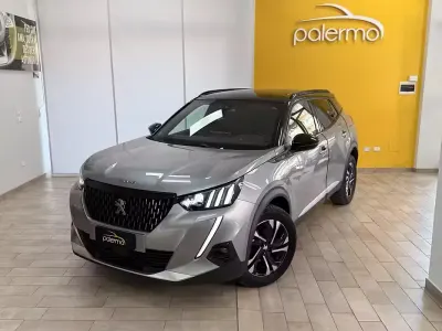 Usata Peugeot 2008 GT 110 CV (80 kW) 2021 Grigio SUV