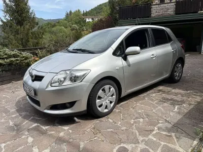 Second-hand Toyota Auris Sol 124 CP (91 kW) 2008 Hatchback