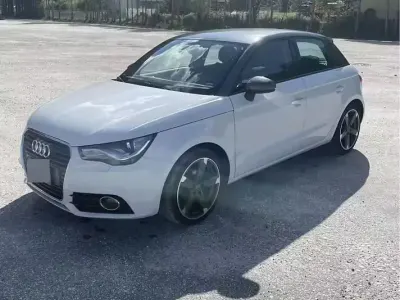 Usata Audi A1 Sportback 90 CV (66 kW) 2013 Bianco Utilitaria