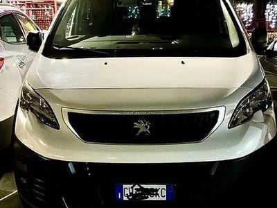 Occasion Peugeot Traveller