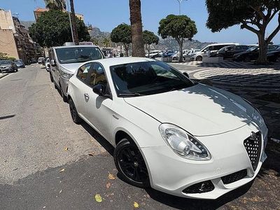Usata Alfa Romeo Giulietta 105 CV (77 kW) 2011 Bianco Berlina