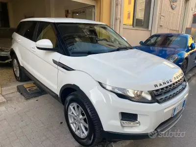 Usata Land Rover Range Rover evoque 150 CV (110 kW) 2015 Bianco SUV