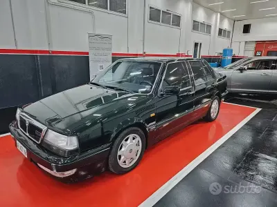 Usata Lancia Thema 201 CV (147 kW) 1993 Verde Berlina