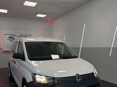Usata VW Caddy 122 CV (89 kW) 2022 Bianco Monovolume