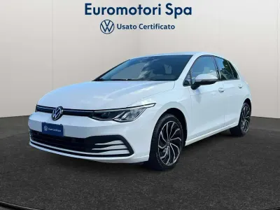 Usata VW Golf VIII Life 110 CV (80 kW) 2021 Bianco Berlina