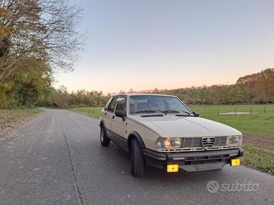 Usata Alfa Romeo Giulietta 109 CV (80 kW) 1982 Bianco Utilitaria
