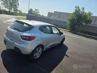 Usata Renault Clio IV 90 CV (66 kW) 2013 Grigio Berlina