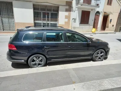 Usata VW Passat Comfortline 105 CV (77 kW) 2014 Nero Station wagon