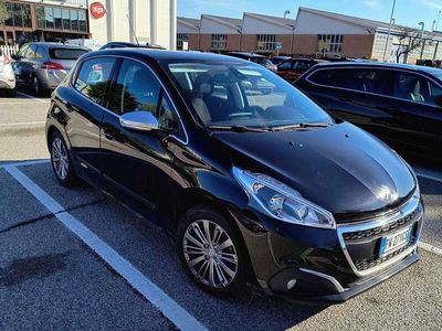 usata Peugeot 208 5p 1.5 bluehdi Allure s&s 100cv 6m