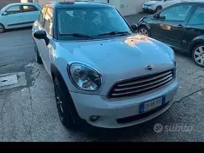 Usata Mini Countryman 111 CV (81 kW) 2011 Bianco SUV
