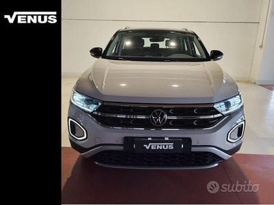 Bianco Usata 2023 VW T-Roc Life SUV | 19.900 € (Buon prezzo)