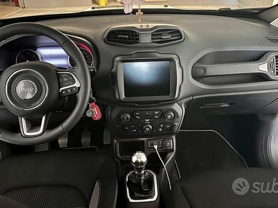 Usata Jeep Renegade 130 CV (95 kW) 2023 Grigio SUV