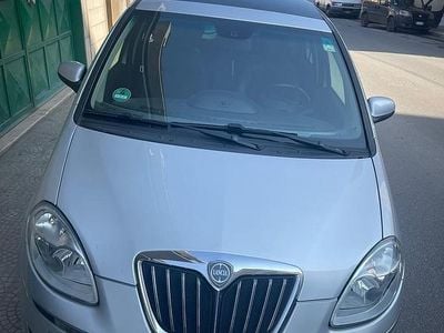 Usata Lancia Musa 90 CV (66 kW) 2010 Grigio Monovolume