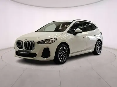Nuova BMW 218 Active Tourer M Sport 150 CV (110 kW) 2025 Alpin white Monovolume