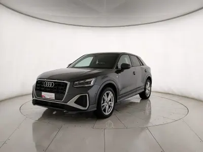 Begagnad Audi Q2 S-Line 150 HK (110 kW) 2025 Grå SUV