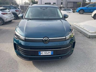 Usata VW Tiguan Edition 150 CV (110 kW) 2024 Verde SUV