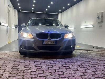 Usata BMW 320 150 CV (110 kW) 2009 Grigio Station wagon