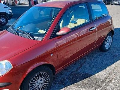 Usata 2005 Lancia Ypsilon Utilitaria | 2500 € (Buon prezzo)