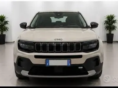 Usata Jeep Avenger 101 CV (74 kW) 2023 SUV