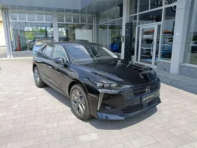 Nuova DS Automobiles DS4 Business 136 CV (100 kW) 2026 Nero perla Berlina